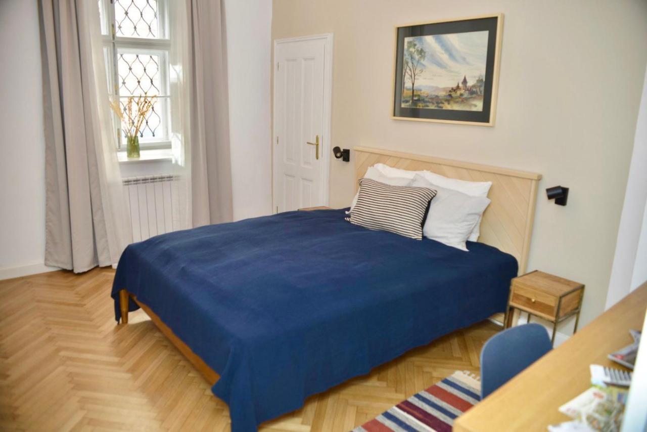 Filek House Apartment Sibiu Luaran gambar