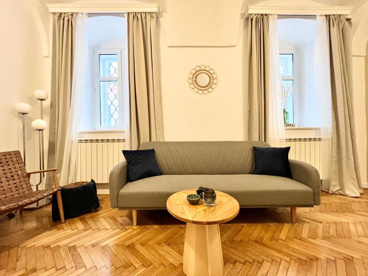 Filek House Apartment Sibiu Luaran gambar