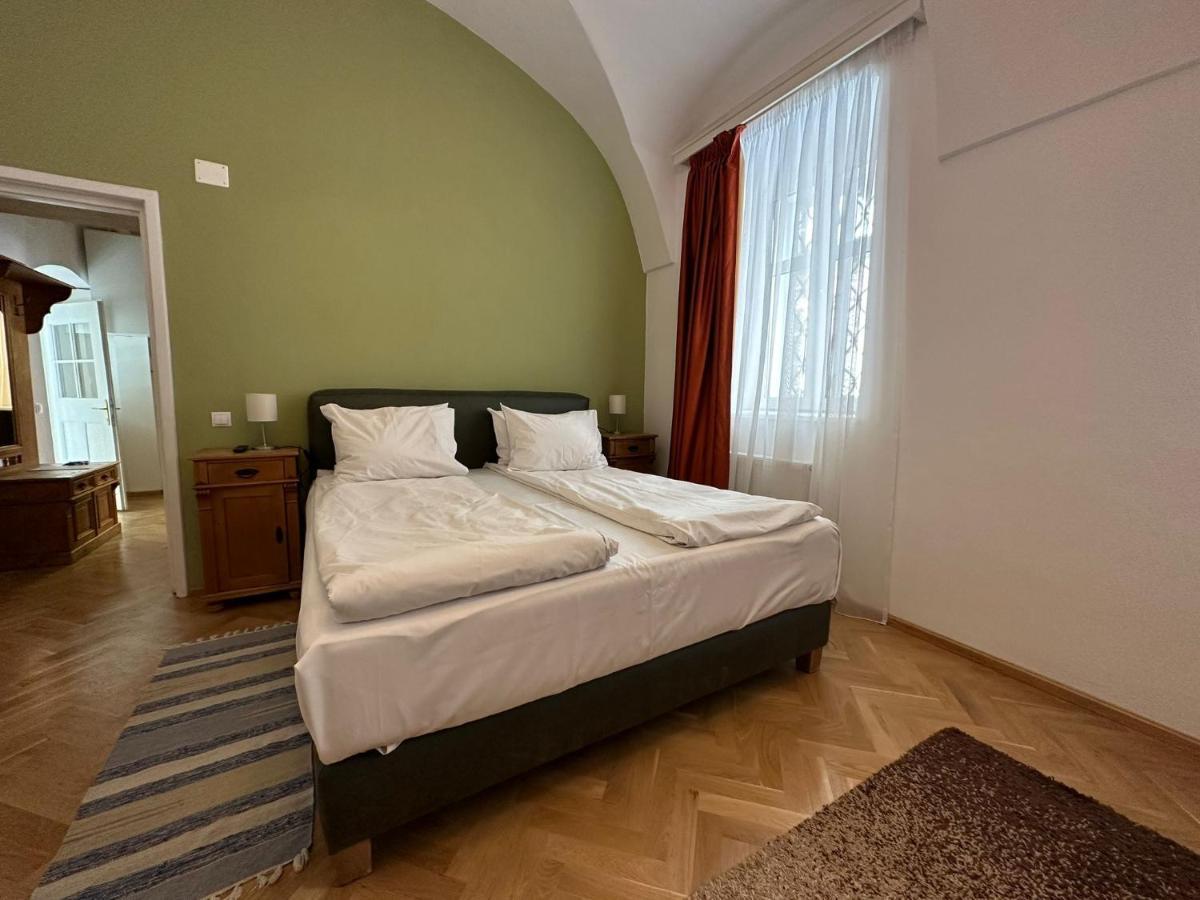 Filek House Apartment Sibiu Luaran gambar