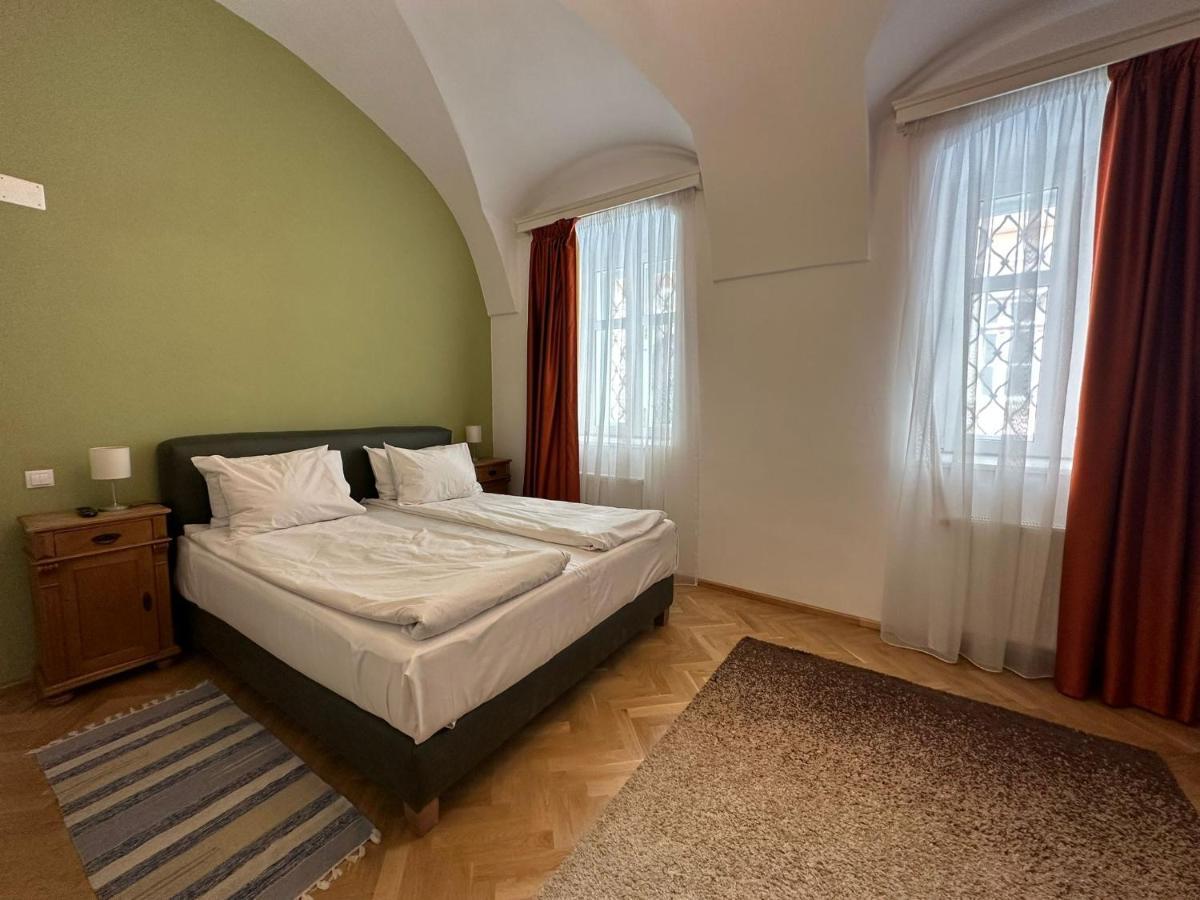 Filek House Apartment Sibiu Luaran gambar